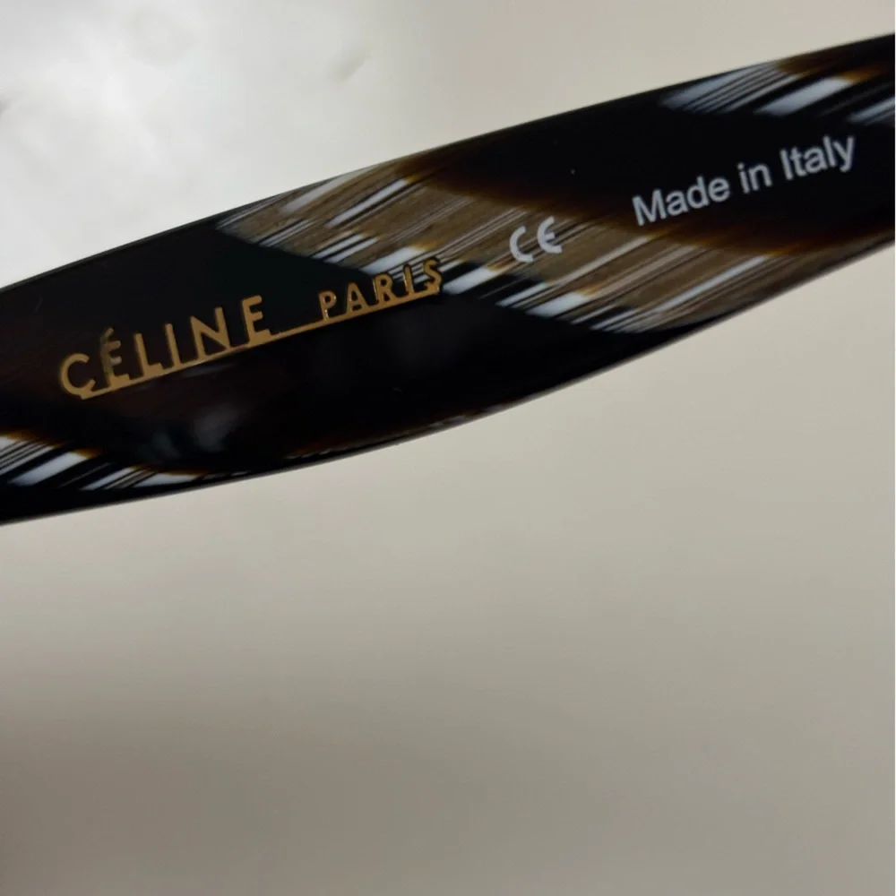 Celine Sunglasses with fabric bag - Picture 4 of 10